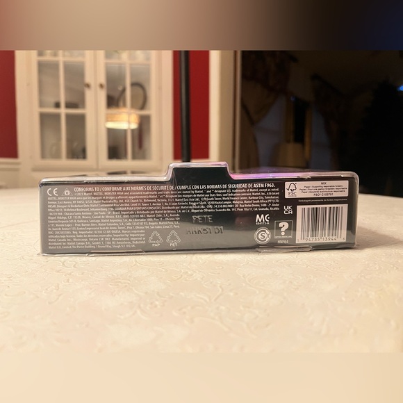 Monster High Abbey Bominable Doll - Picture 4 of 8